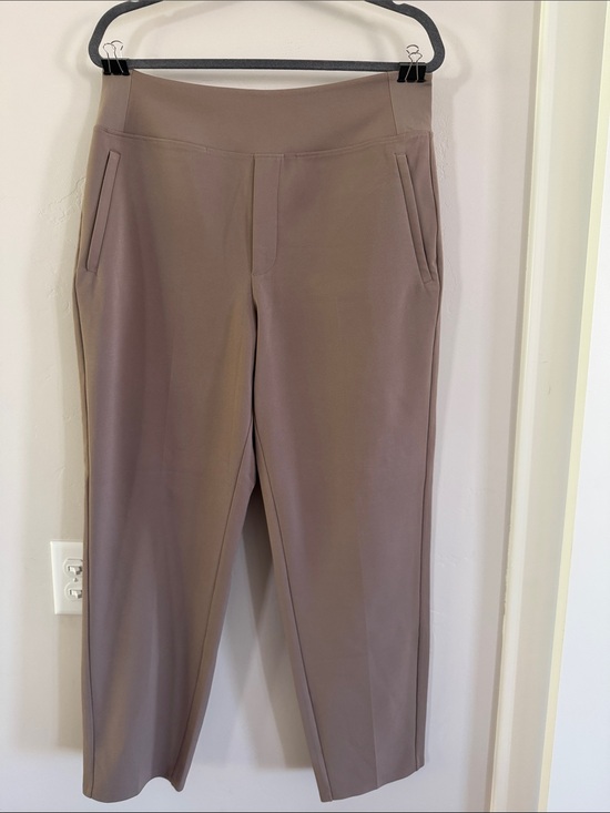 Athleta Pants - Athleta Endless Pull-On Pants in Taupe size 12